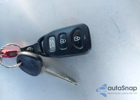 2020 Hyundai Elantra Sel from USA, damaged, VIN KMHD84LF5LU896161